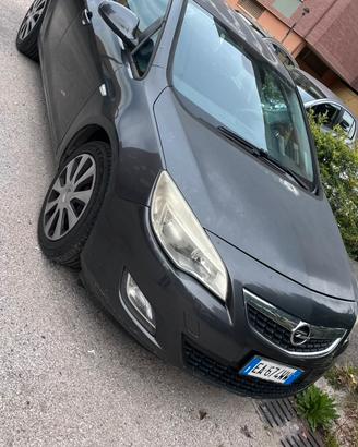 Opel Astra j 2010 1.4