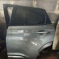 sportello hyundai kona