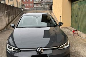Volkswagen Golf 8