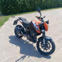 KTM Duke 125