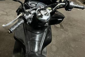 Honda PCX 125 START & STOP con bauletto