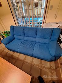 camera da pranzo e divano