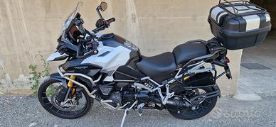 TRIUMPH TIGER 1200 Rally Explorer