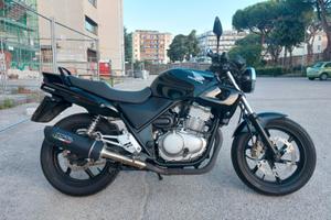 Moto Honda CB 500 del 1997 (Moto d'epoca)
