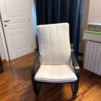 Poltrona modello Poang Ikea