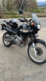 Honda NX 650 Dominator