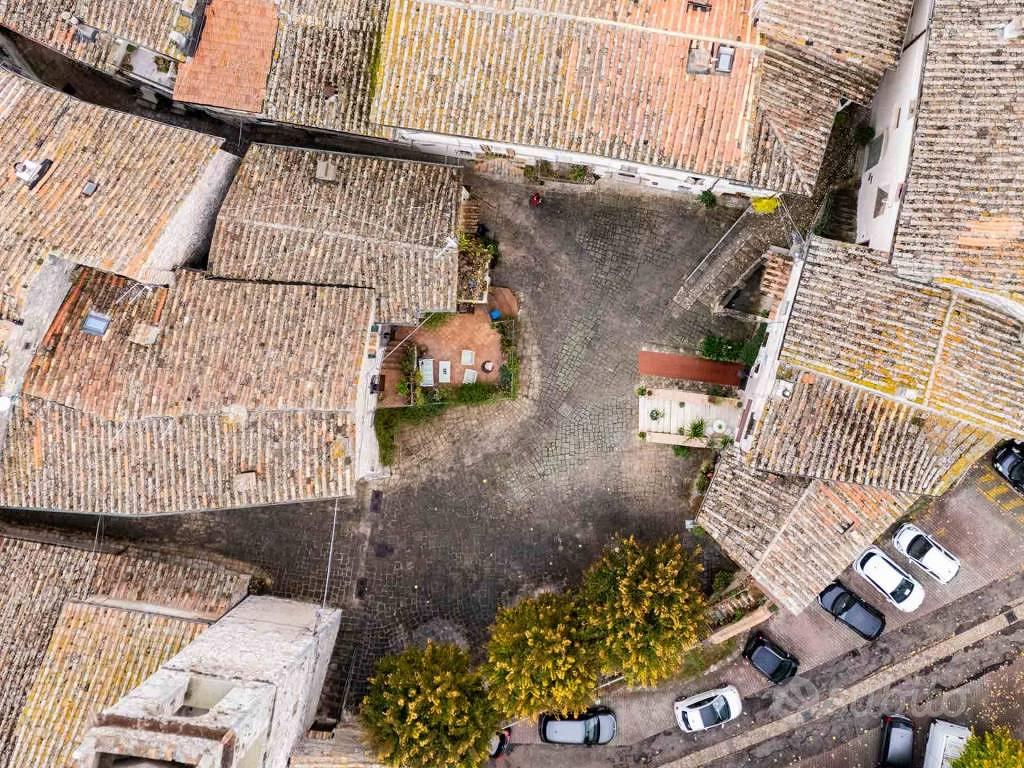 Appartamento di 56 m² con 2 locali a Stroncone - Altro