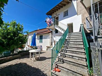 CASA SEMINDIPENDENTE A VOBBIA