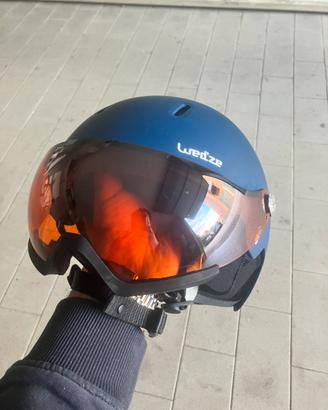 Casco sci con visiera