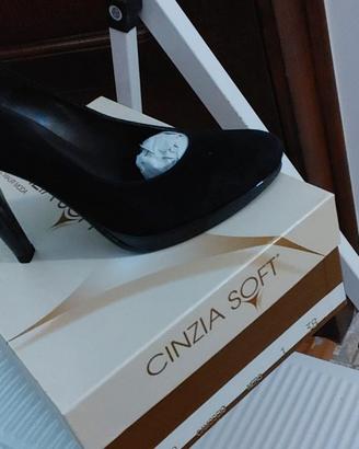 Scarpe donna marca Cinzia nere