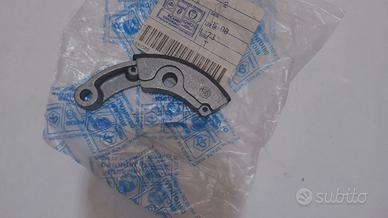 MASSETTA GANASCIA FRIZIONE PUCH P1 PIAGGIO 440565