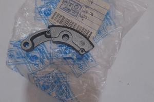MASSETTA GANASCIA FRIZIONE PUCH P1 PIAGGIO 440565
