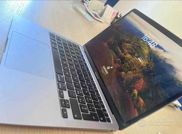 McBook Air