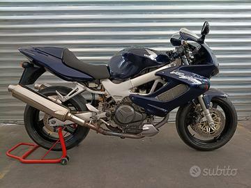 Honda VTR 1000 Firestorm