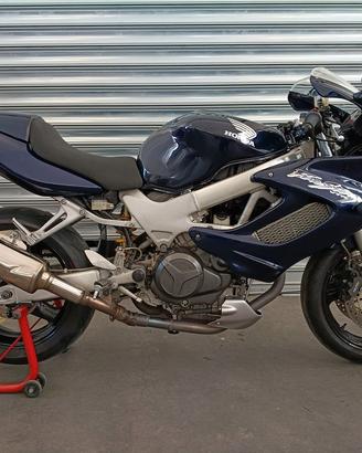 Honda VTR 1000 Firestorm