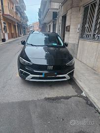 fiat tipo cross 