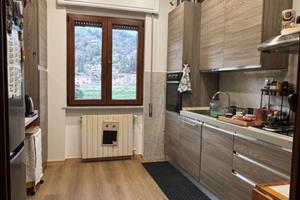 Ampio 4 vani con garage parzialmente ristrutturato