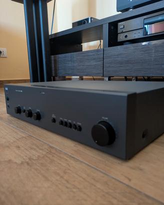 Amplificatore NAD 302 erede del mitico 3020