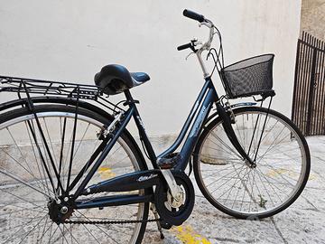 bicicletta pienamente funzionante