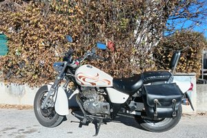 Suzuki 250 cc guidabile con patente A2