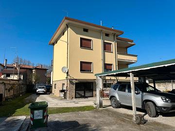 Oriago ampia casa singola gia' divisa in 2 unita'