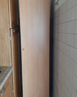 Mobile con 5 ripiani