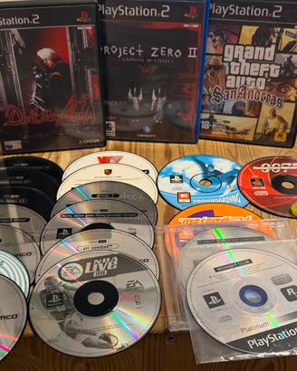 Lotto 18 giochi playstation 1 e 2 leggi descrizion