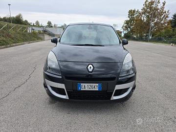 Renault Scenic Scénic X-Mod 1.5 dCi 110CV Attracti