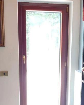 Infisso anta singola legno e alluminio