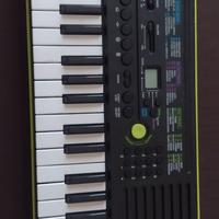 Casio SA-46 Mini Tastiera Elettronica, 32 custodia