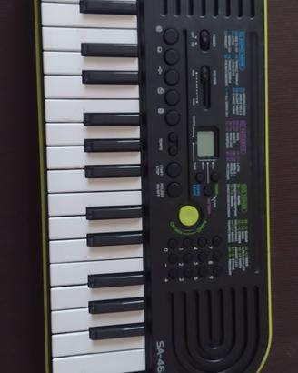 Casio SA-46 Mini Tastiera Elettronica, 32 custodia