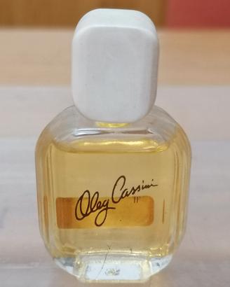 Mignon Oleg Cassini II