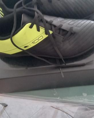 Scarpe calcetto