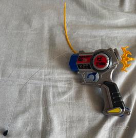Lanciatore Beyblade DragoonV/V2RC shooter/launcher
