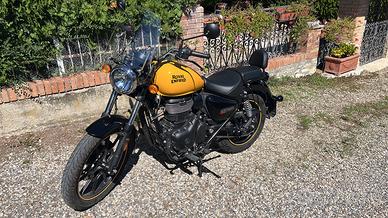 Royal Enfield Meteor 350 Fireball Yellow