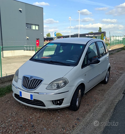 Lancia Musa 1.4 GPL (2012)