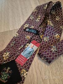 cravatta Gucci vintage in seta con cartellino 