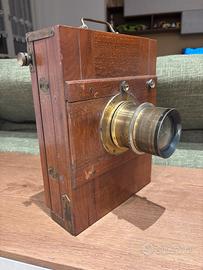 Macchina fotografica vintage