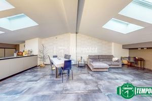 APPARTAMENTO RISTRUTTURATO A NUOVO! SU 2 LIVELLI C