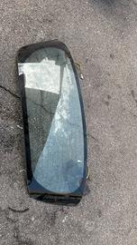 Vetro posteriore toyota yaris 2003
