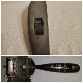 Lotto ricambi Toyota Yaris 1 serie 99/05