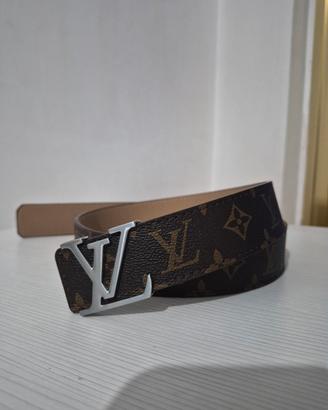 Cintua Louis Vuitton marrone