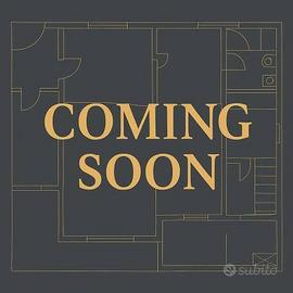 Palazzo / Stabile di 500 m² con più di 5 locali a 