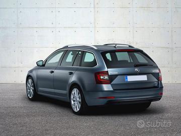 SKODA Octavia 1.5 DSG Wagon Ambition G-Tec