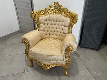 Poltrona Barocca Dorata Capitonné – Elegante Stile