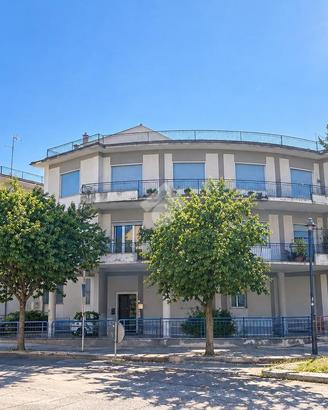 3 LOCALI A CASSINO