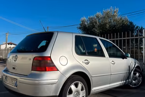 Volkswagen Golf 1.6 cat. 5p