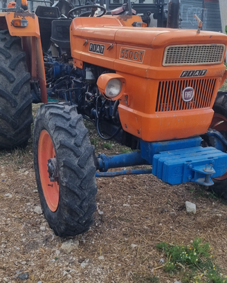 Vendita trattore agricolo fiat 550 dt
