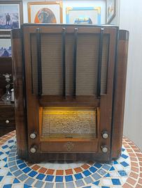 Radio Marelli (1937), con ing. USB e Alexa!