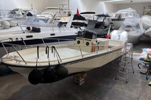 Boston Whaler 25 Outrage Classic